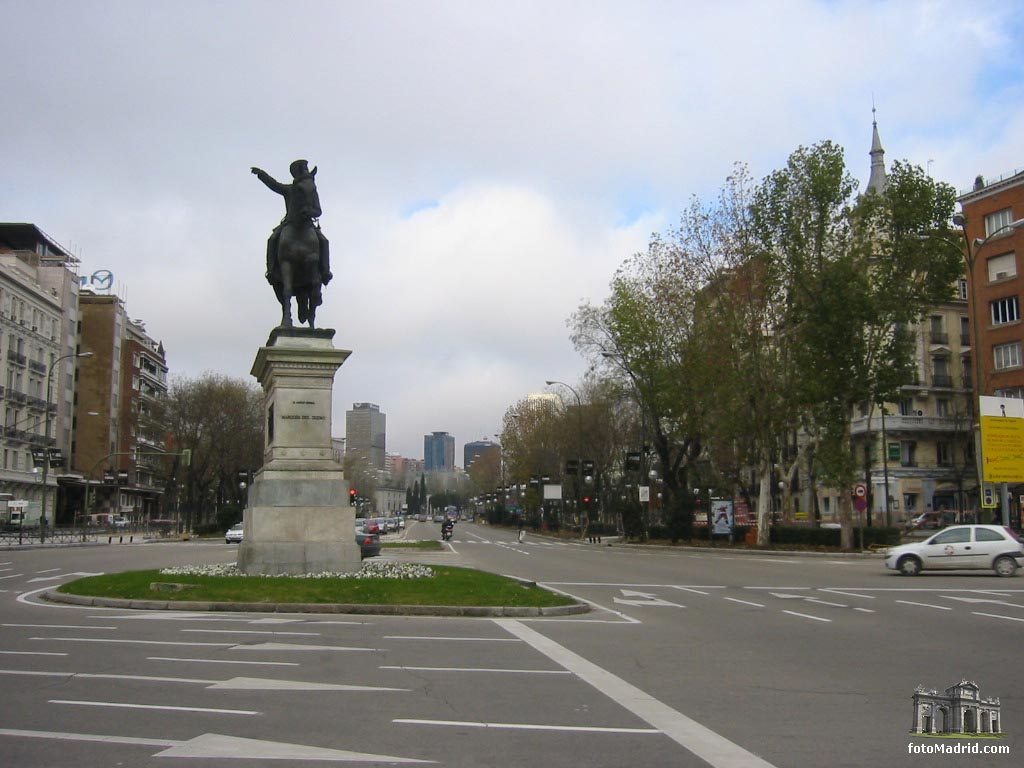 Estatua de Marqus del Duero